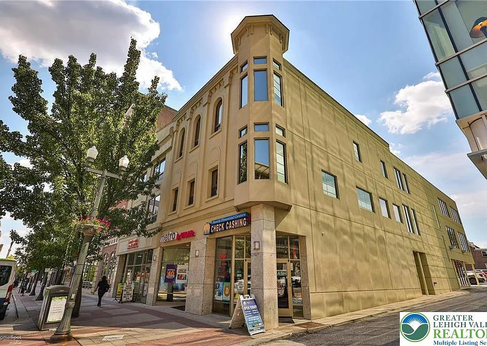 822 W Hamilton St #304