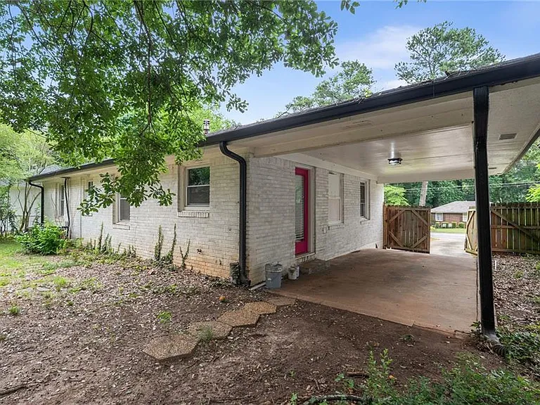 2035 Miriam Ln — Photo 27