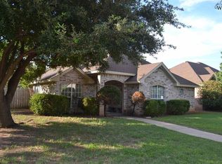 3803 Stonegate Dr, Wichita Falls, TX 76310