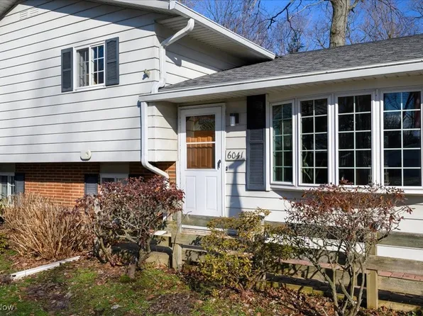 6041 Firwood Rd, Mentor On The Lake, OH 44060