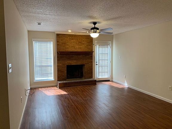 2nd image of 2840 Fawnwood Cir