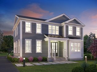 16 Ledyard St, Wellesley, MA 02481