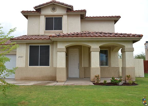 2nd image of 2323 Bougainvillea Trl