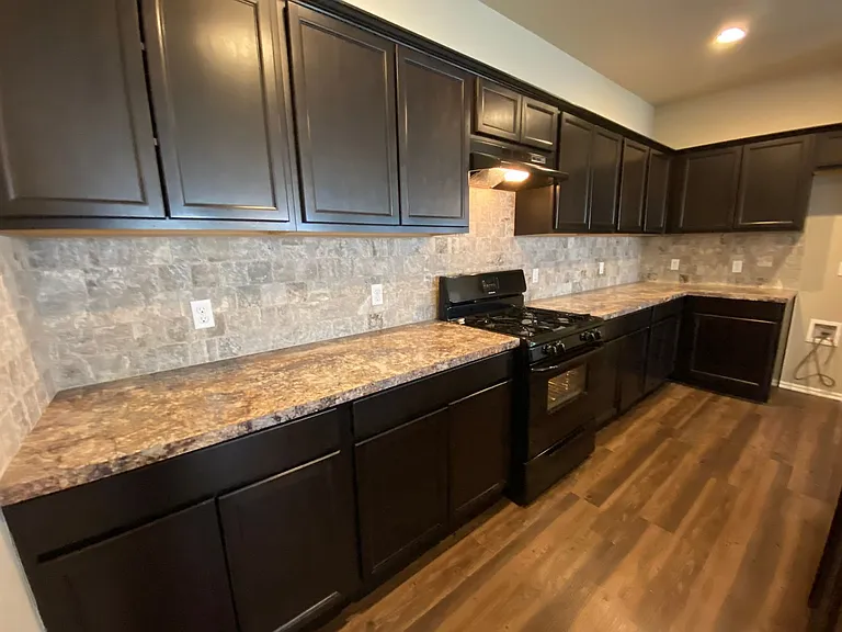 4517 Hunter Blvd — Photo 9