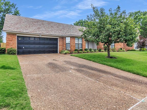 4th image of 6613 Stephan Ridge Dr