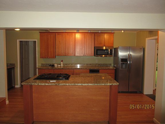 3rd image of 7310 Island Crest Way