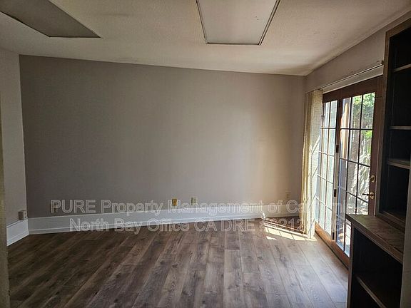 5th image of 516 S School St #A