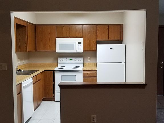 5th image of 3894 Indian Run Dr #4