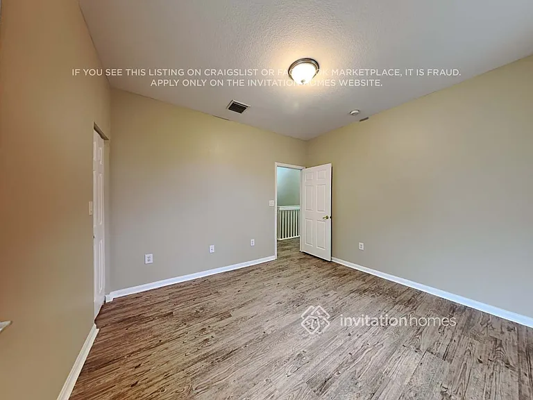 703 NW 170th Ter — Photo 13