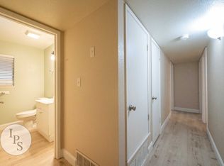 117 Cole Ave, Clovis, CA 93612