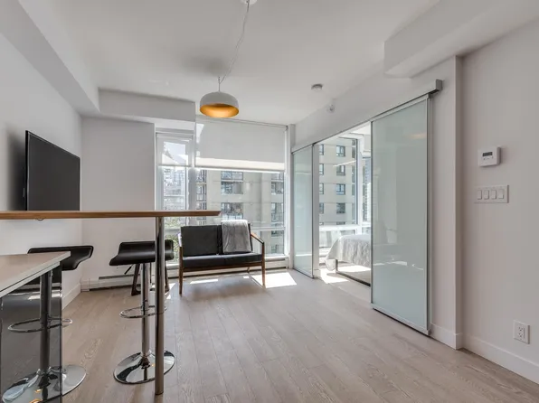 1283 Howe St, Vancouver, BC