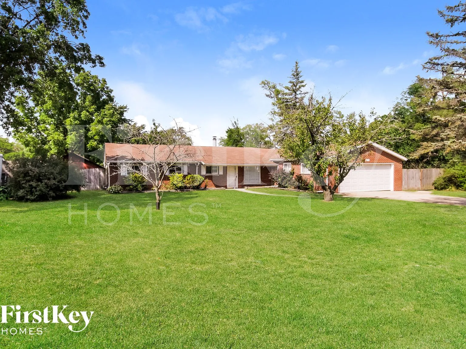 3 bed, 2.0 bath, 1750 sqft, $3,455 — Photo 3