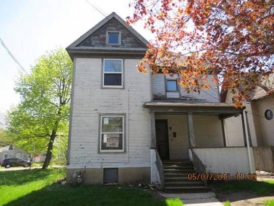 1st image of 419 N 4th St