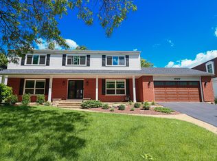 1500 Arrow Wood Ln, Downers Grove, IL 60515