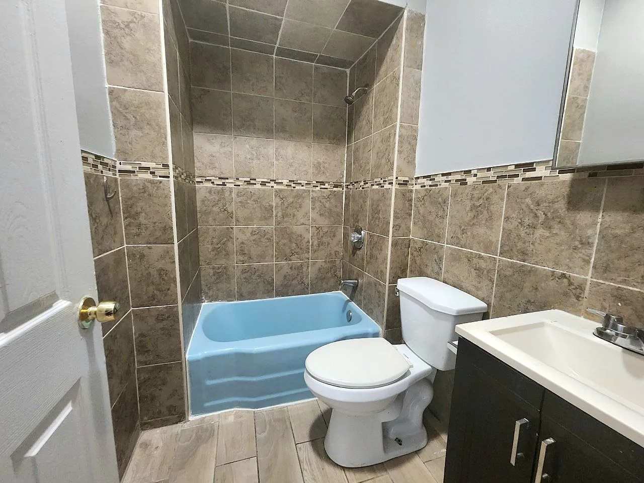 2 bed, 850 sqft, $1,850 — Photo 4