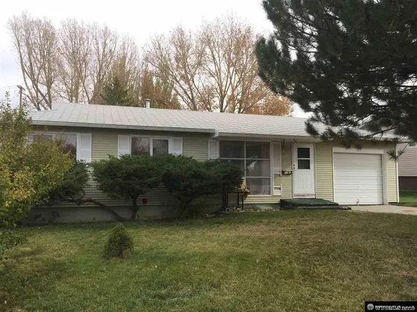1243 McKinley Ave, Rock Springs, WY 82901