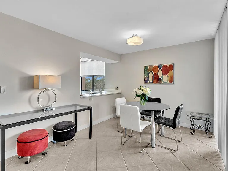 2455 Lindell Blvd #3401 — Photo 14