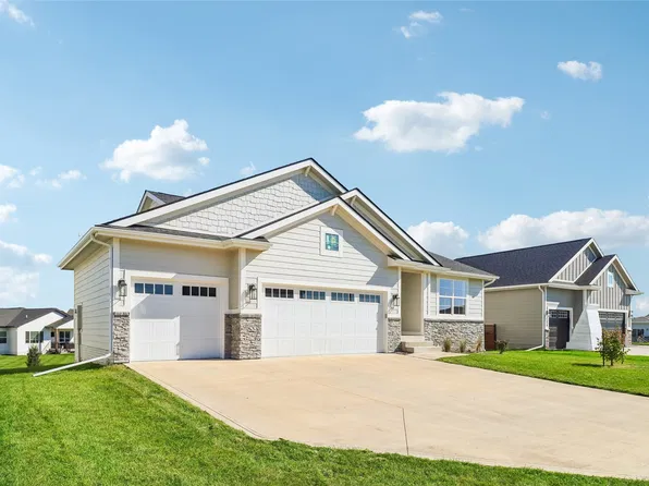 2430 SE 5th St, West Des Moines, IA 50265