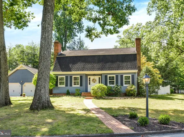 14 Timber Ln, New Cumberland, PA 17070