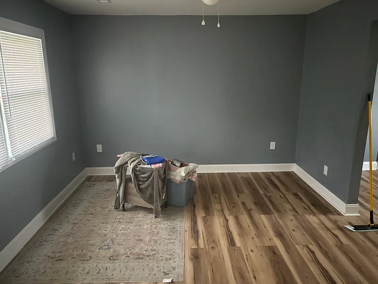 222 Wood Dale Dr — Photo 2