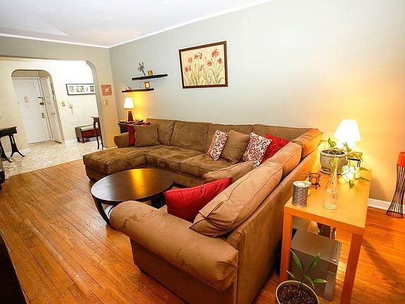 5th image of 6771 Yellowstone Blvd APT 3H