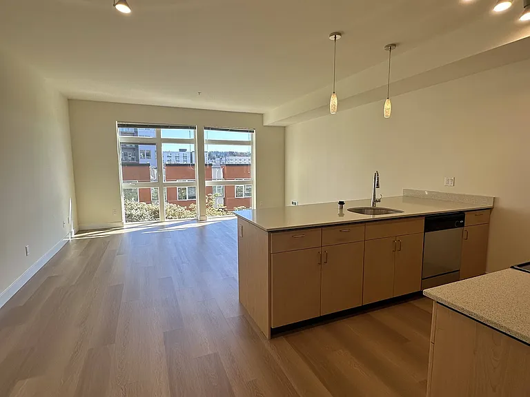 Library Place Apartments — Photo 64