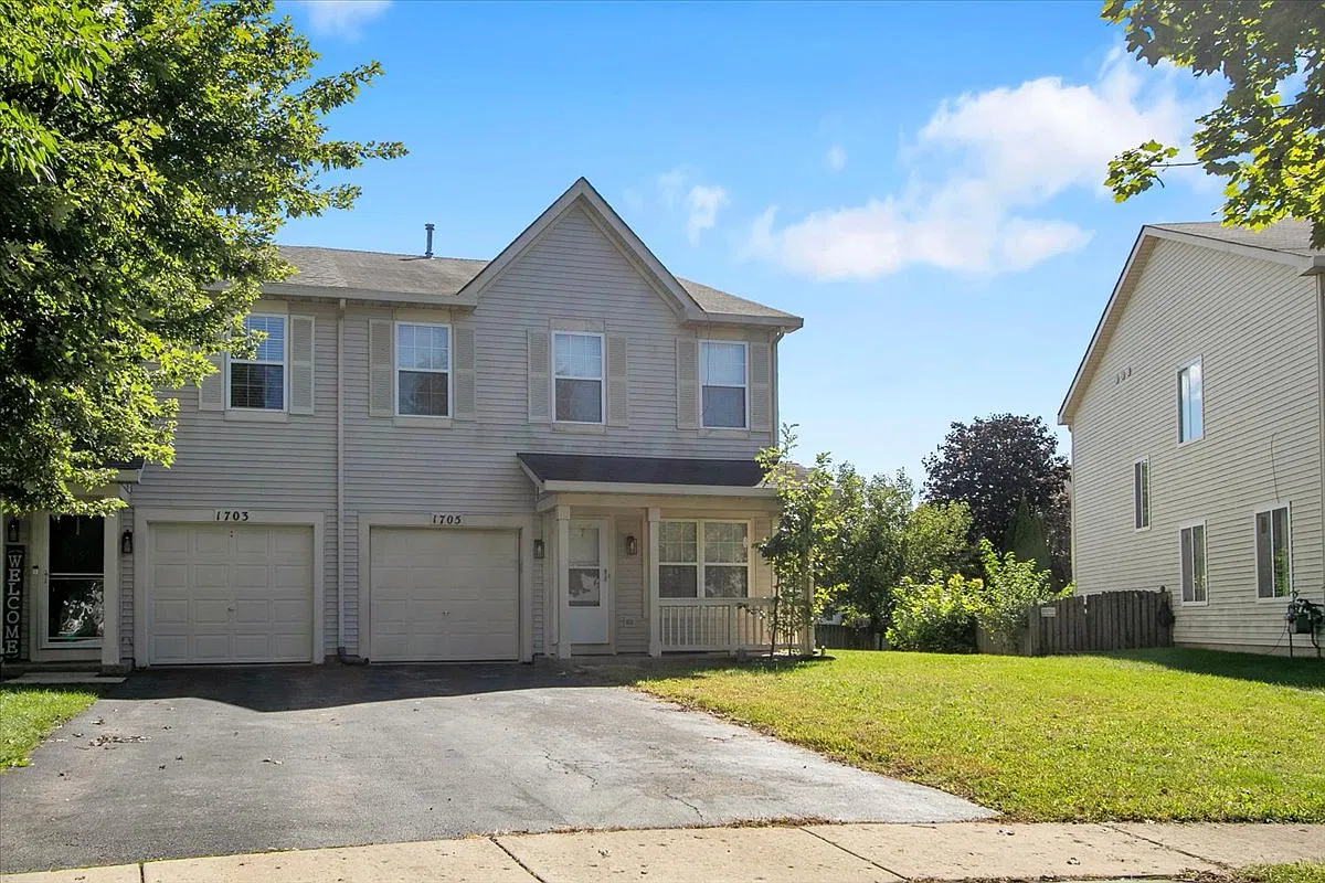 3 bed, 2.5 bath, 1668 sqft, $2,650 — Photo 1