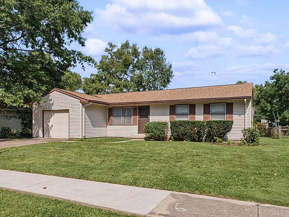 3rd image of 2306 Belmore Dr