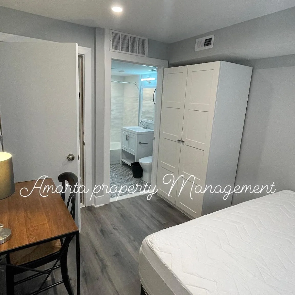 3301 16th St NW — Photo 2