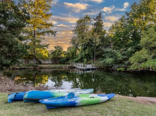 9405 Silver Lake Dr, Oklahoma City, OK 73162