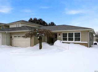 74 Moon Walk, Tonawanda, NY 14150