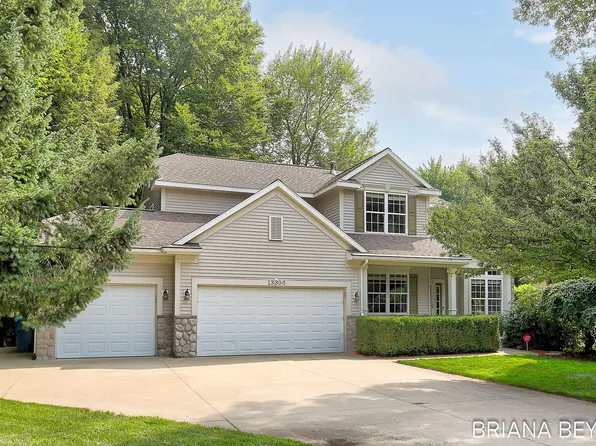 13300 Ravine View Dr, Grand Haven, MI 49417