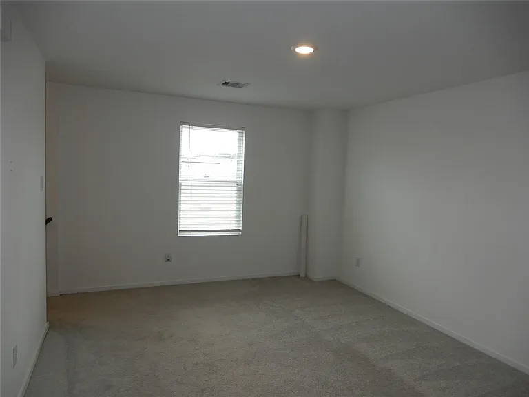 21102 Trivento Dr — Photo 7