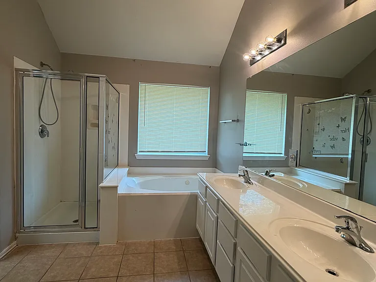 9119 Melody Park Ln — Photo 19