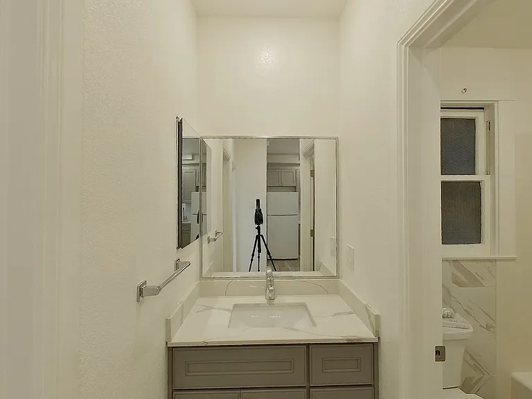 2644 Dwight Way — Photo 6