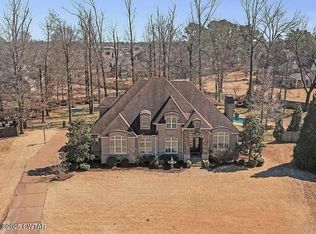 50 N Spring Dr, Jackson, TN 38305