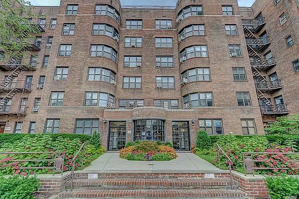 1st image of 98-120 Qns Blvd #G