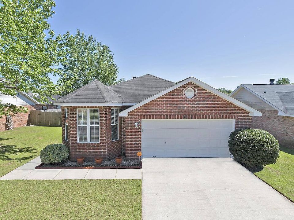 1st image of 14333 Williamsburg Dr