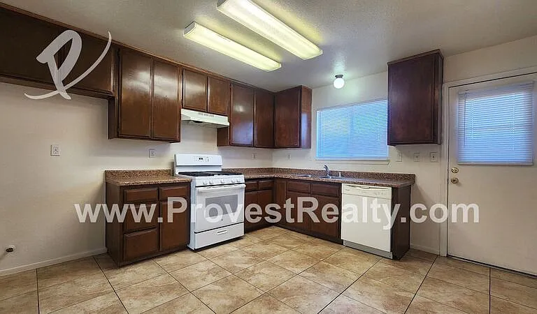 21777 Panoche Rd #5 — Photo 9