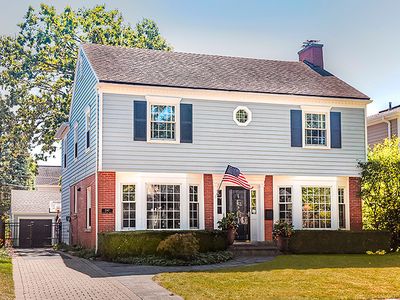 2347 Greenwood Ave, Wilmette, IL, 60091