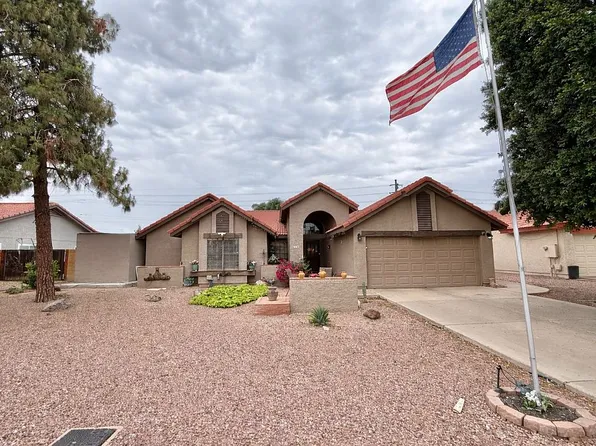 1978 E Sunburst Ln, Tempe, AZ 85284