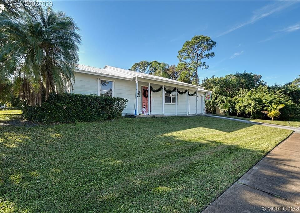 1st image of 1090 SW 34th St