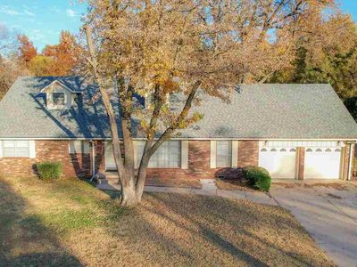 2217 El Camino St, Ponca City, OK, 74604