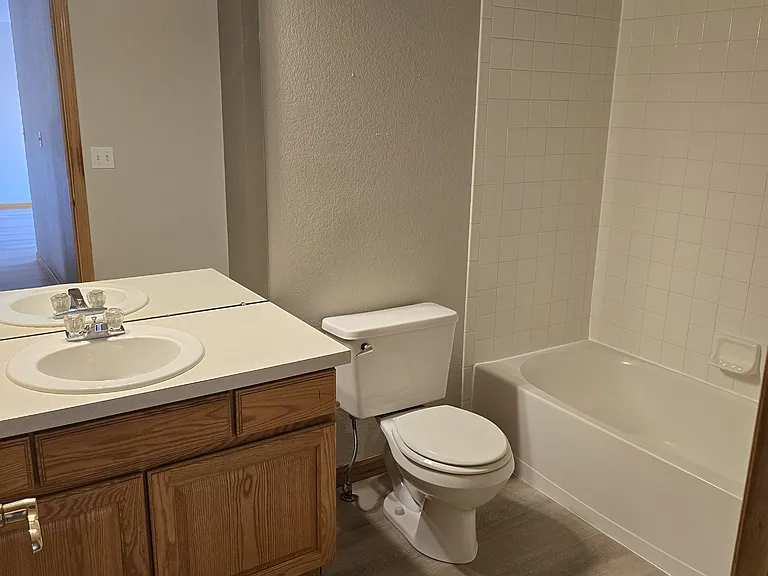 1632 Foxhall Ct — Photo 26