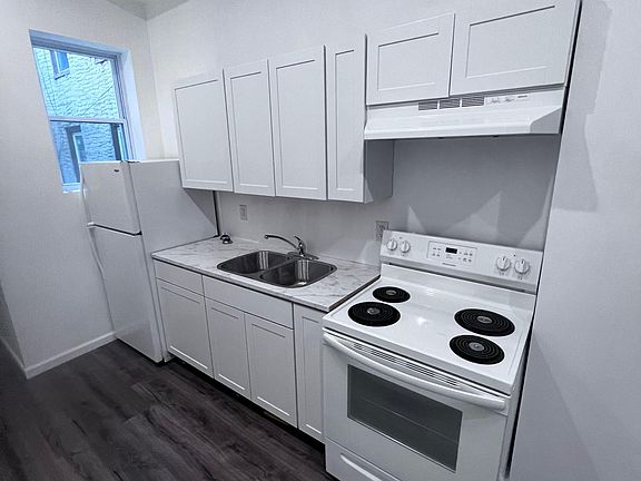 4th image of 3036 N 15th St #1