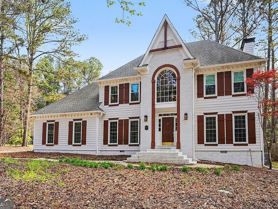 1st image of 105 Tiffany Ct