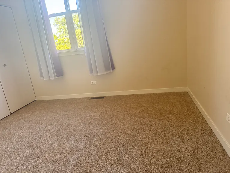 1033 E 46th St #403 — Photo 30