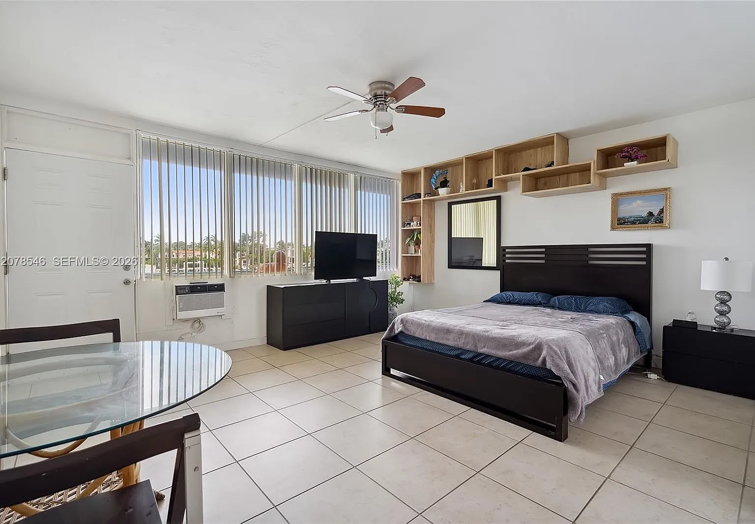 Amd Pl Of 2nd Ocean Front — Photo 2