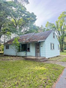 7228 W Hubert Rd, Hubbard Lake, MI, 49747