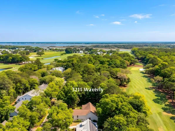 3211 Waverly Ln, Johns Island, SC 29455